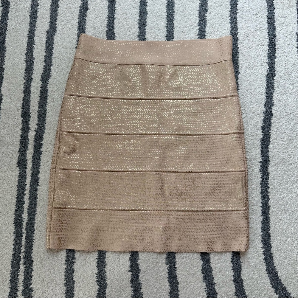 BCBG Bodycon Rose Gold Merallic Mini Skirt Small